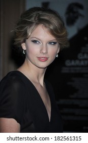 Taylor Swift At GLAMOUR Women Of The Year Awards 2008, Carnegie Hall, New York, NY, November 10, 2008