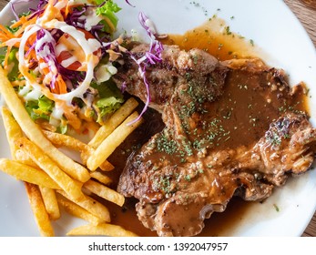 Tbone Steak Pepper Sauce Served Fresh Stock Photo 1392047957 | Shutterstock