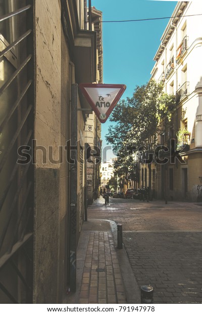 Te Amo Sign Graffiti Madrid Streets Stock Photo Edit Now 791947978