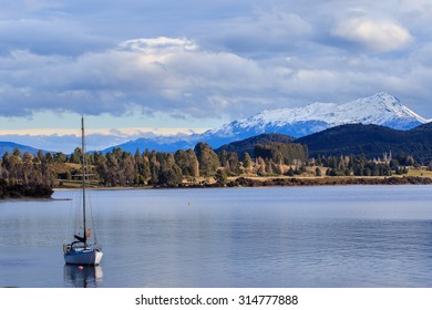 Te Anau Lake New Zealand