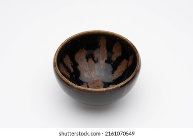 It Is A Tea Cup Of The Song Dynasty In China. 
This Is An Old Pottery