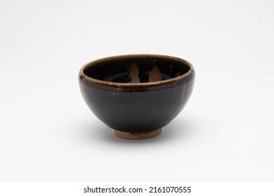 It Is A Tea Cup Of The Song Dynasty In China. 
This Is An Old Pottery