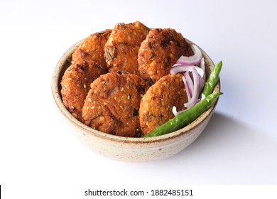 98 Paruppu vadai Images, Stock Photos & Vectors | Shutterstock