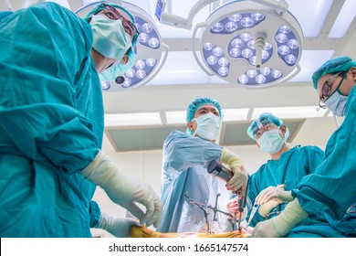 70 Surgical Navigation Operation Images, Stock Photos & Vectors ...