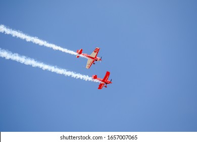 Team Oracle Sean D.Tucker and Jessy Panzer formation aerobatics during the Miramar Air Show, Marine Corps Air Station MCAS, California, USA. September 29, 2019: T