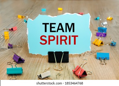 677 Encourage team spirit Images, Stock Photos & Vectors | Shutterstock