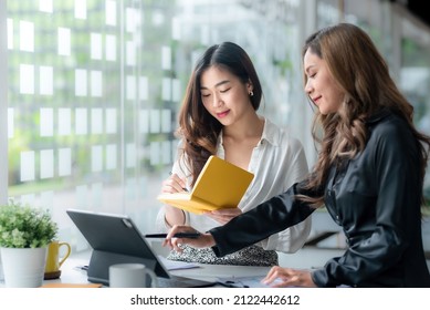 254,942 Asian meeting Stock Photos, Images & Photography | Shutterstock