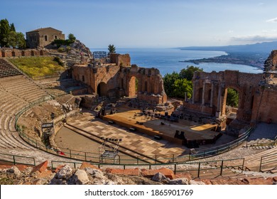 teatro medieval images stock photos vectors shutterstock