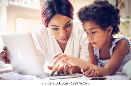 Side View Mother Helping Daughter Doing Stock Photo 644960089 ...