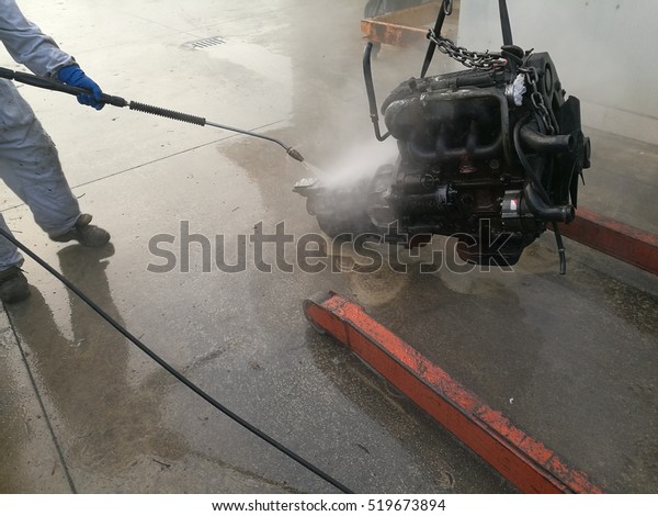 Technical pressure washer\
cleans engine