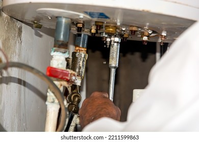 320 Leaking Condensate Pipe Images, Stock Photos & Vectors | Shutterstock