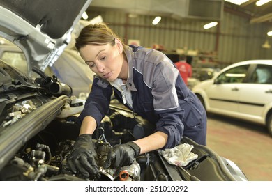 8,036 Girl auto worker Images, Stock Photos & Vectors |Shutterstock