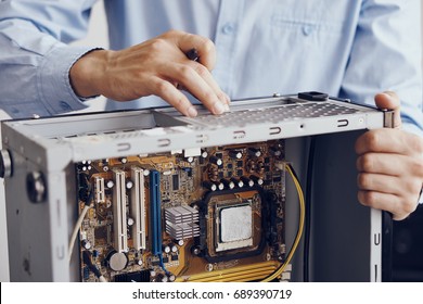 Technician-programmer repairs the processor, parses the computer, crashes                               