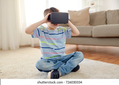 9,802 Kids Vr Stock Photos, Images & Photography 