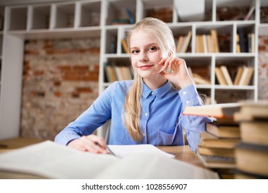 Teenage Girl Library Stock Photo 1028556907 | Shutterstock