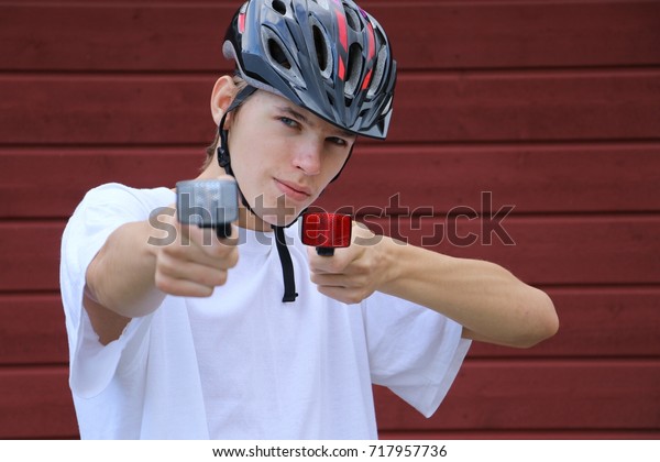 teenager bike helmet