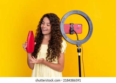 4,364 Teenage vlogger Images, Stock Photos & Vectors | Shutterstock