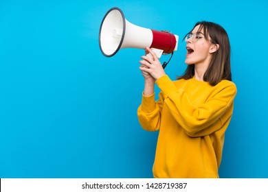 2,604 Teen megaphone Images, Stock Photos & Vectors | Shutterstock