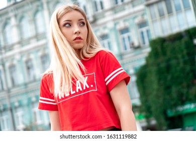 Outdoor Fist of juvenile brunette hair