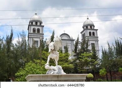 TEGUCIGALPA, HONDURAS - MAY 15TH, 2017: Statue Of Miguel Angel In Front Of The Our Lady Of Suyapa Basilica Church In Tegucigalpa, Honduras, On May 15th, 2017