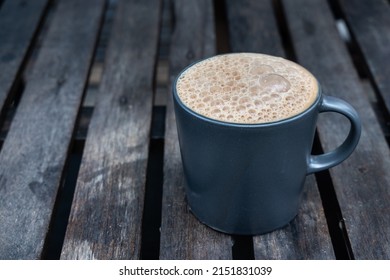 Teh Tarik, Is Infused Black Tea With Milk Served In Thick Froth. Popular Drinks In Malaysia