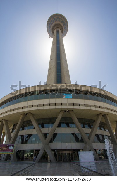 Tehran, Iran – Augustus 8, 2018:\
Picture of Tower Milad in the Iranian capital Tehran, and it is one\
of the main landmarks in Tehran.its has 280 meter length\
.