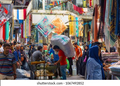 TEHRAN, IRAN - MAY 22, 2017: People At Tehran Grand Bazaar In Tehran, Iran. Grand Bazaar Is The Main Market Of Tehran