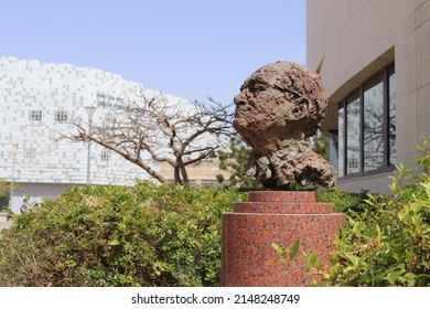 Tel Aviv, Israel - April 4, 2022: Tel Aviv University. Statue Of George Schneiweis Wise, First President Of The University From 1963 To 1971. Background: Check Point Building.