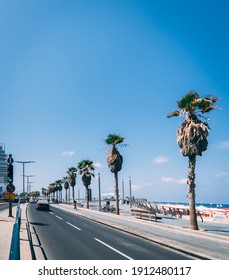 Tel Aviv, Israel - August 8, 2020: Promenade And Beach Of Tel Aviv