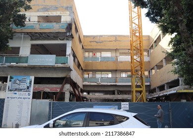 Tel Aviv, Israel - January 8 ,2022: View Of Isrotel Hotel Dizengoff 99 Project Construction Site. Dizengoff 99 Is Famous For The 1979 Israeli Cult Classic Movie Named After This Street. Yellow Wall.