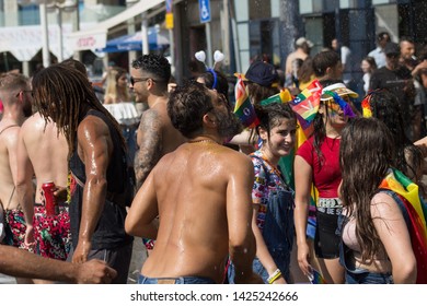 Nude women in Belo Horizonte