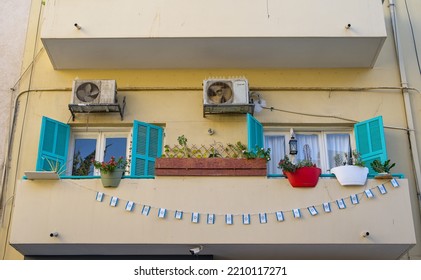 Tel Aviv Israel September 2022 Picturesque Balcony Of A Building In The Florentine Neighborhood Of Tel Aviv