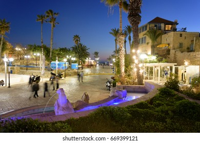 TEL AVIV - MARCH 4, 2017: People Touring The Beautiful Old International City Of Jaffa Near The Mediterranean Port On A Warm Spring Evening