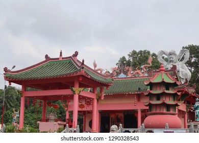 Teluk Sebung,Tanjung Pinang / Indonesia - January 19 2019 The Shangharama Chinese Temple In Bintan Island Have A Big Guan Sheng Jun Statue