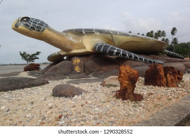 Teluk Sebung,Tanjung Pinang / Indonesia - January 19 2019 The Shangharama Chinese Temple In Bintan Island Have A Big Guan Sheng Jun Statue