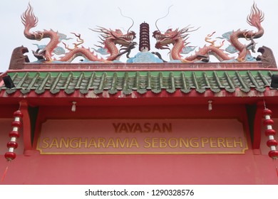 Teluk Sebung,Tanjung Pinang / Indonesia - January 19 2019 The Shangharama Chinese Temple In Bintan Island Have A Big Guan Sheng Jun Statue