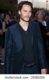 TEMPE, AZ - APRIL 27: Actor Taylor Kitsch Appears At The Premiere Of X-Men Origins: Wolverine On April 27, 2009 In Tempe, AZ.