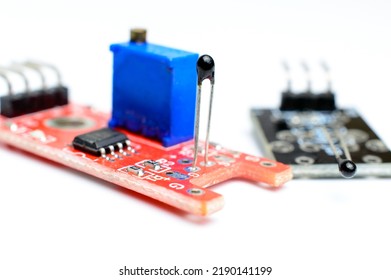 Temperature Detector, Thermal Sensor Module, Electronics Component For Minor Project, Sensor For Arduino, Raspberry Pi, And Other Micro Controller.