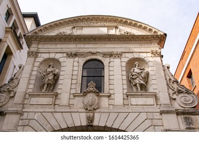 Temple Bar Gate Is The Gateway Between St.Pauls And Paternoster Square