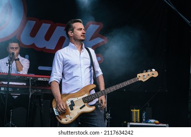 Temple Newsam Park , 4th September 2021, Frank Turner And The Sleeping Souls Perform Live At Slam Dunk Festival Leeds Uk. 