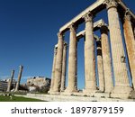 temple of olympian zues in athens, greece