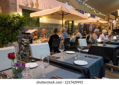 Tenerife, Canary Islands - October 27, 2018: Nightlife On The Terraces Of The Restaurants In La Ranilla, An Old Fishing District Of The Tourist City Of Puerto De La Cruz