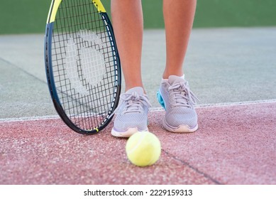 tennis equipment, sneakers, action, sunset, legs, healthy living, relaxation, racquet, healthy, shoes, sport, outdoor, lifestyle, tennis, player, leisure, ball, summer, racket, training, activity, wom