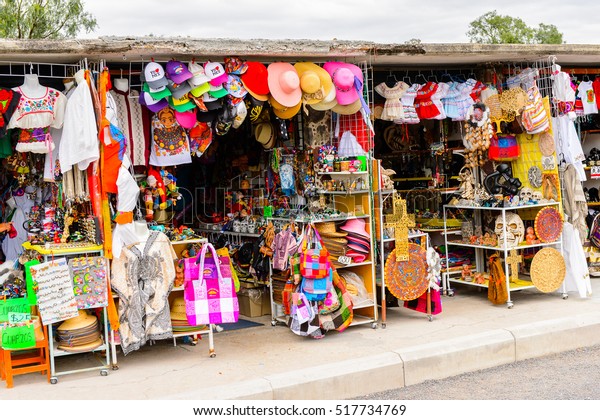 Teotihuacan Mexico Oct 27 2016 Market Stock Photo (Edit Now) 517734769