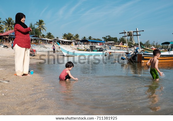 Terengganu Malaysia 3 September 2017 Pregnant Stock Photo Edit Now 711381925