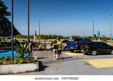 TERESOPOLIS, RIO DE JANEIRO - BRAZIL: AUG 15, 2020: Partial View Of The Parking Area Of Teresopolis  Tourist Information Building At The Cloverleaf Junction Nearby Mirante Do Soberbo Viewing Spot.