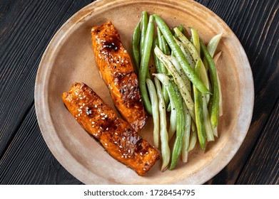 Teriyaki Salmon With Spicy Green And Yellow Beans