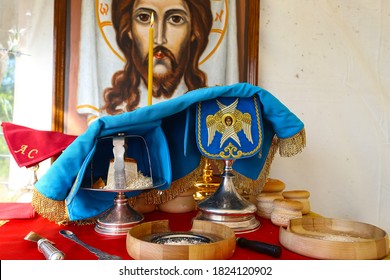 Ternopil, Ukraine. 30 08 2020. Orthodox Monastery. On The Altar Of The Church Is Laid The Liturgical Bread 