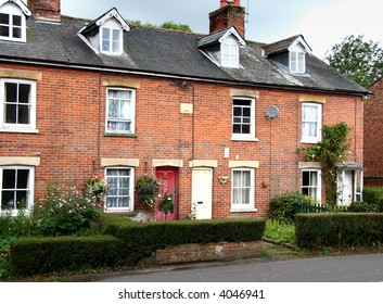 Red Brick Cottage Images Stock Photos Vectors Shutterstock