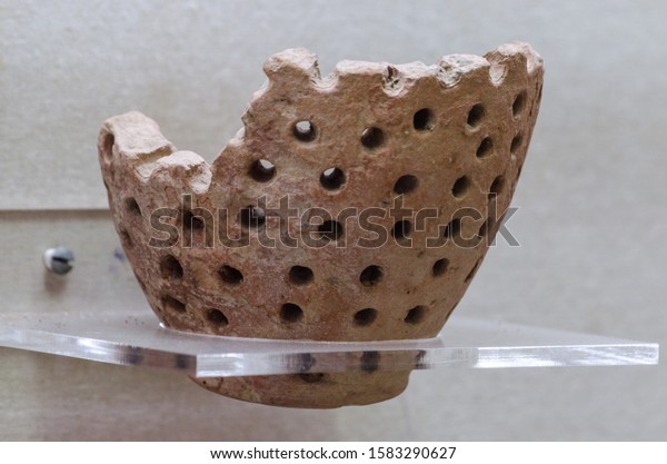 indus valley terracotta pots